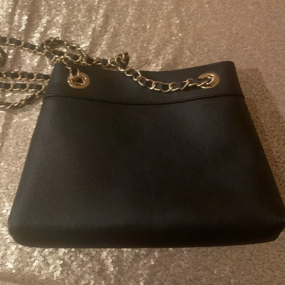 Brand new Valentino bag never worn - Picture 4 of 7